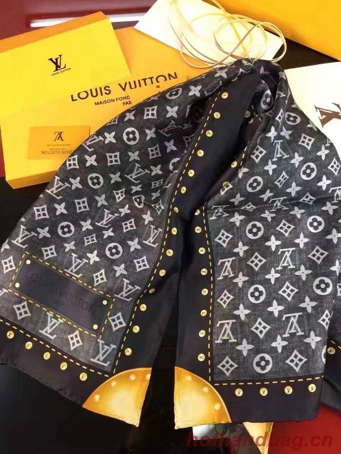 Louis Vuitton Scarf LVS00137